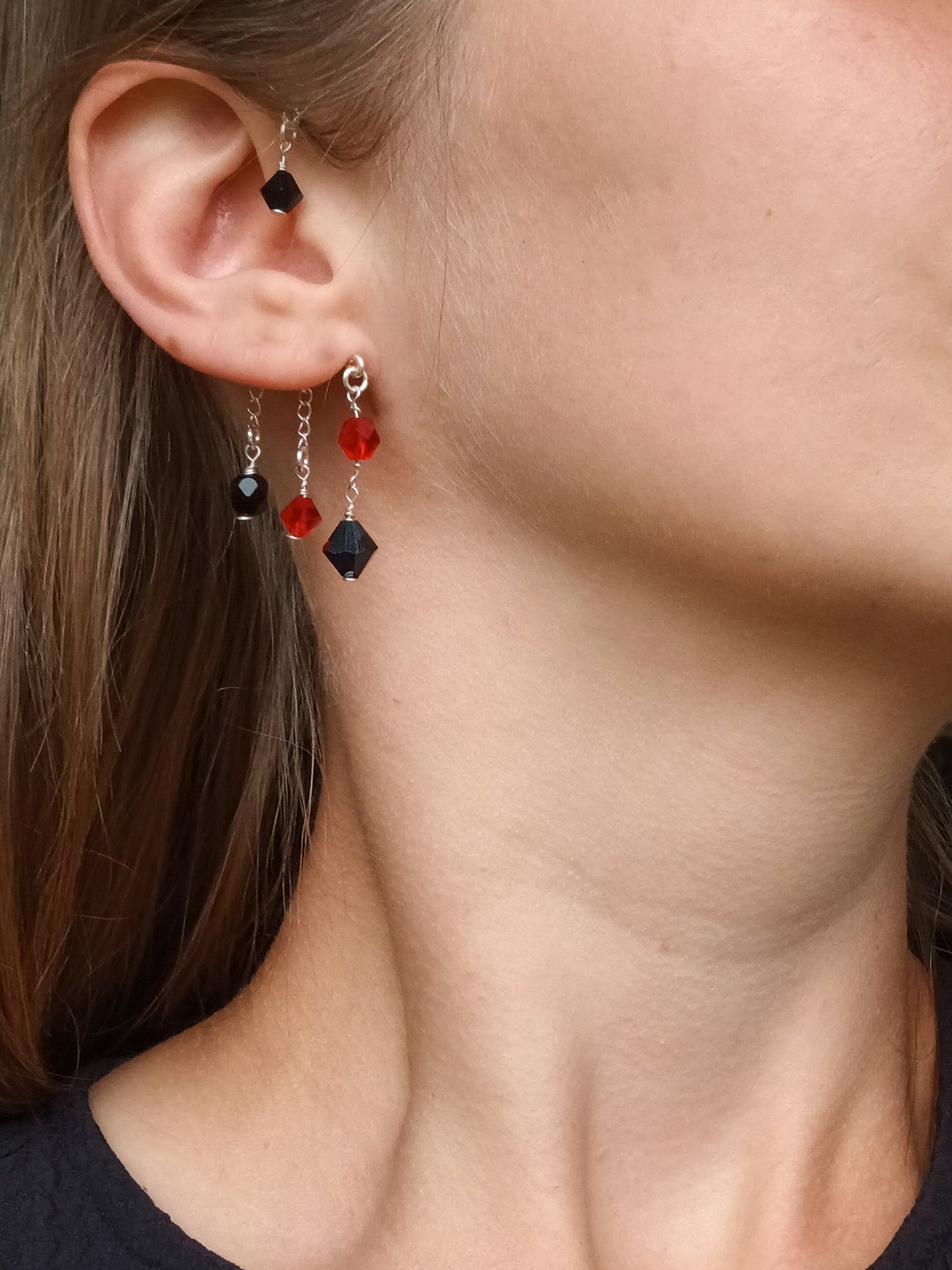 Hely ear cuff, eri kivivaihtoehtoja